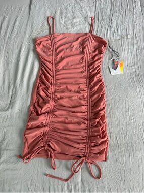 iris Coral Pink Ruched Mini‎ Dress
